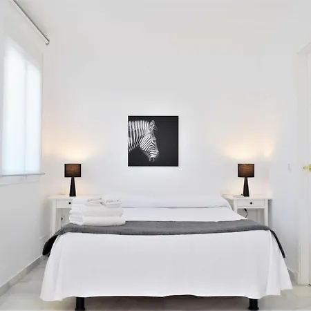 Atico Duplex En Naranjos, Апартаменты