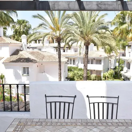 Atico Duplex En Naranjos, 公寓 马尔韦利亚