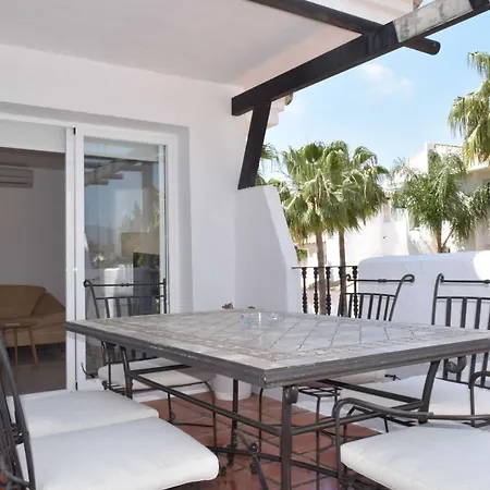 Atico Duplex En Naranjos, 马尔韦利亚