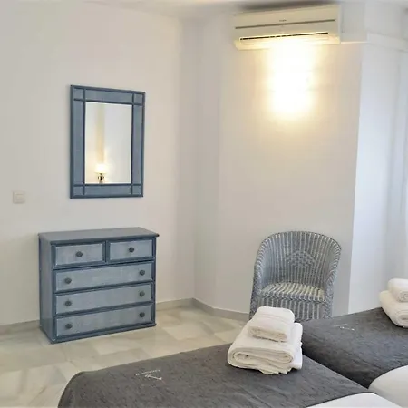 公寓 Atico Duplex En Naranjos, 马尔韦利亚