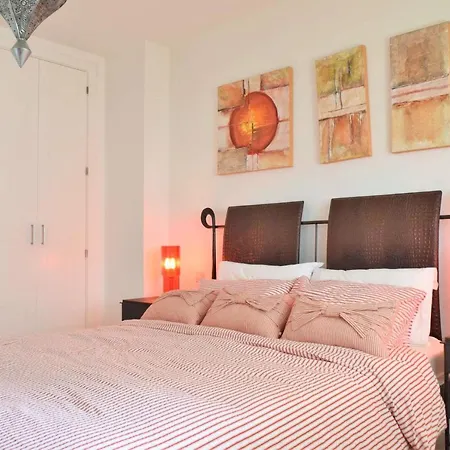 公寓 Atico Duplex En Naranjos, 马尔韦利亚