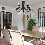 Апартаменти Atico Duplex En Naranjos, Марбелья