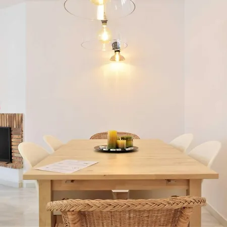 Atico Duplex En Naranjos, דירה מארבלה